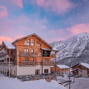 Le Chalet Blanc & Spa **** Montgenevre