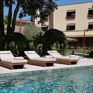 https://michel-chabran.hotels-rhonealpes.com