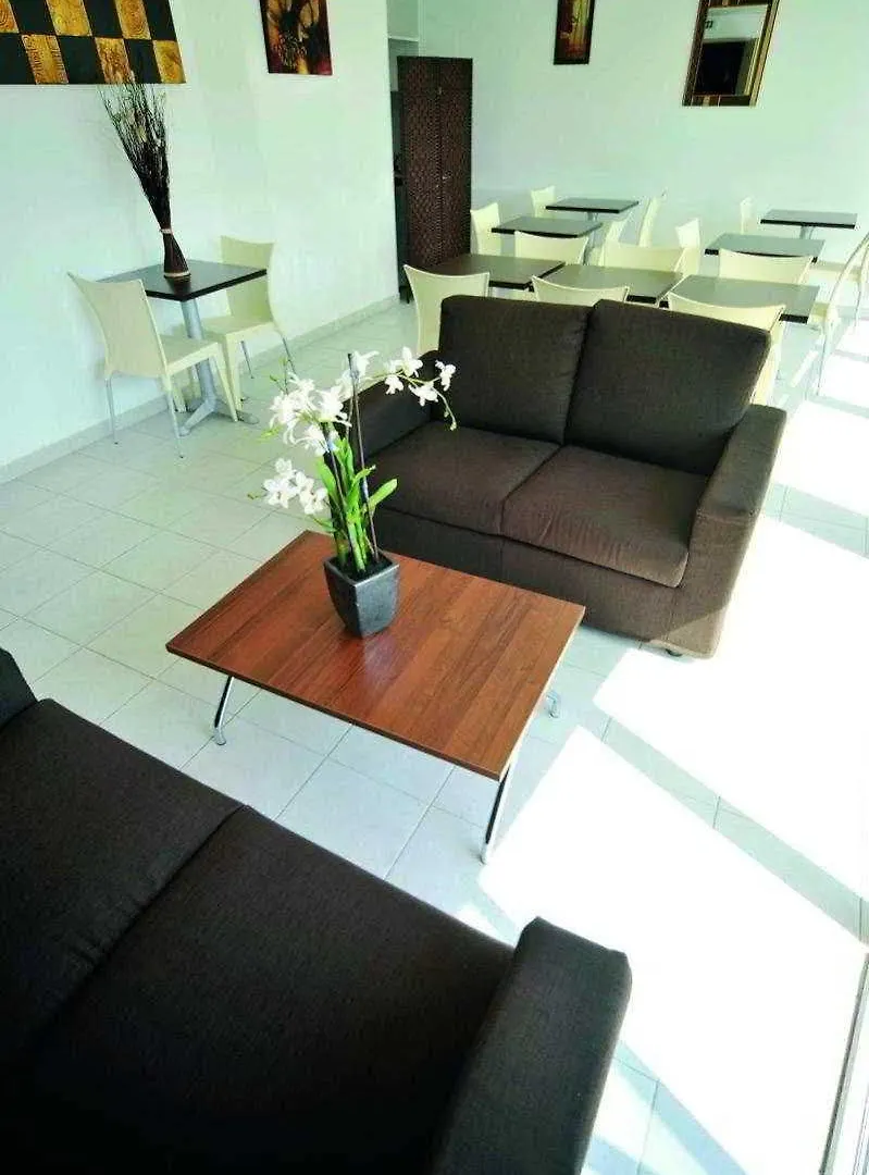 Aparthotel Appart'City Classic Marseille Aeroport - Vitrolles Vitrolles